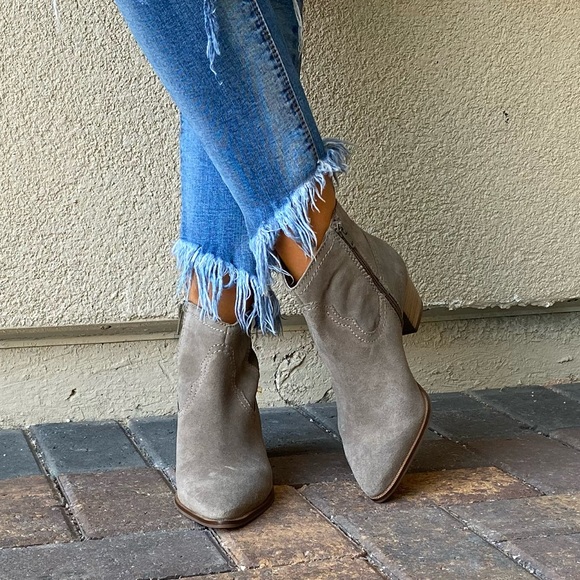 Distressed Genuine Leather Kitten Heel Ankle Boots - Picture 2 of 13